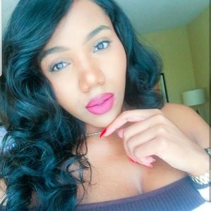 Meet your Posher, Tiffney
